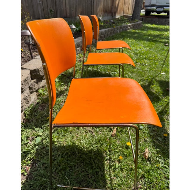 Mid-Century Modern Set of 6 David Rowland 40/4 Chairs Orange Metal Seat Mid Century Stack Chairs Steel Frame For Sale - Image 3 of 15