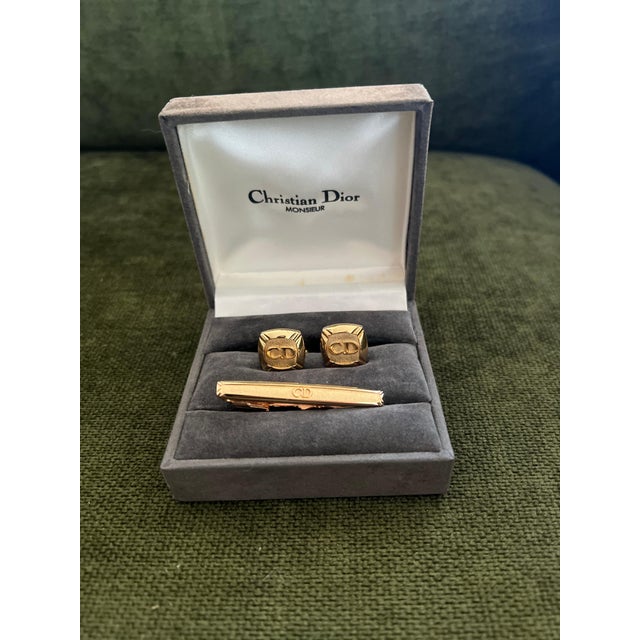 Rare Vintage Christian Dior Gold Plate Cufflinks Circa 1990 In Original Case For Sale - Image 17 of 18