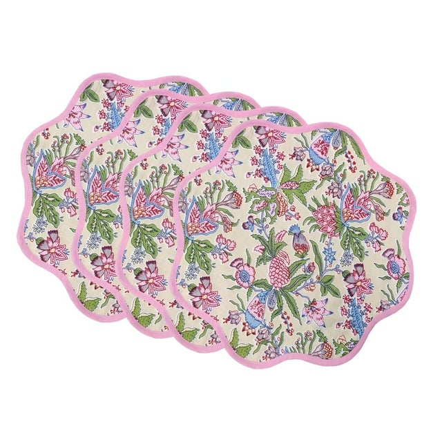 Not Yet Made - Made To Order Handmade Round Scalloped Pink Flower Placemats with Light Pink Trim - Set of 4 For Sale - Image 5 of 5