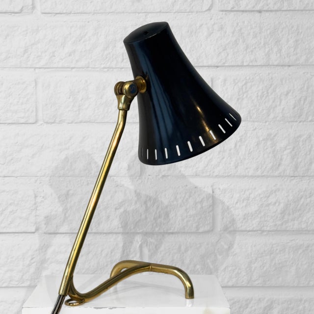 Metal Mid-Century Modern Model 8256 Table Lamp in Brass and Steel, 1950s For Sale - Image 7 of 11