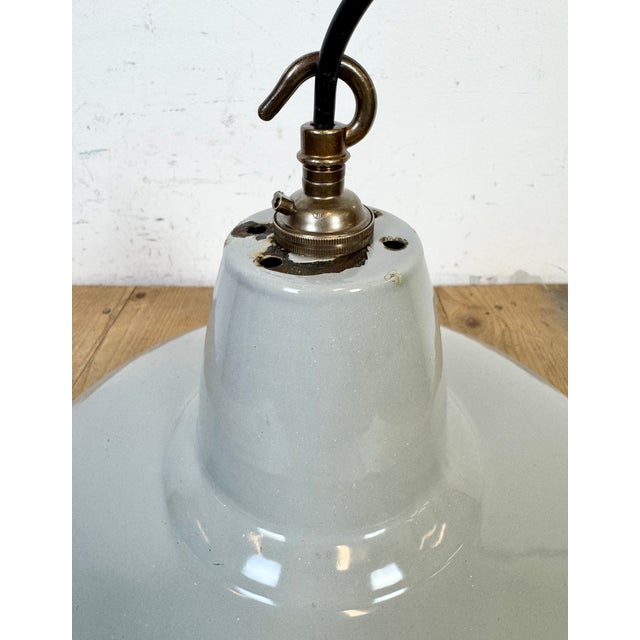 Industrial Grey Enamel Pendant Lamp from Thorlux, 1960s For Sale - Image 10 of 18