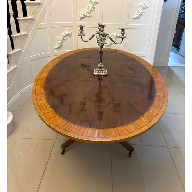 1920s Antique Regency Figured Oval Mahogany Dining Table, 1920s For Sale - Image 5 of 17