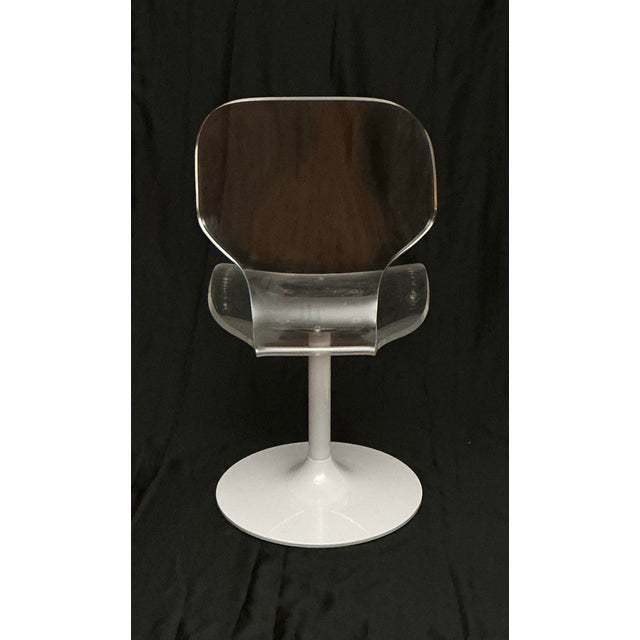 Mid-Century Modern Vintage Hollis Jones Style Lucite Acrylic Swivel Side Chair White Tulip Base, Circa 1970s For Sale - Image 3 of 12