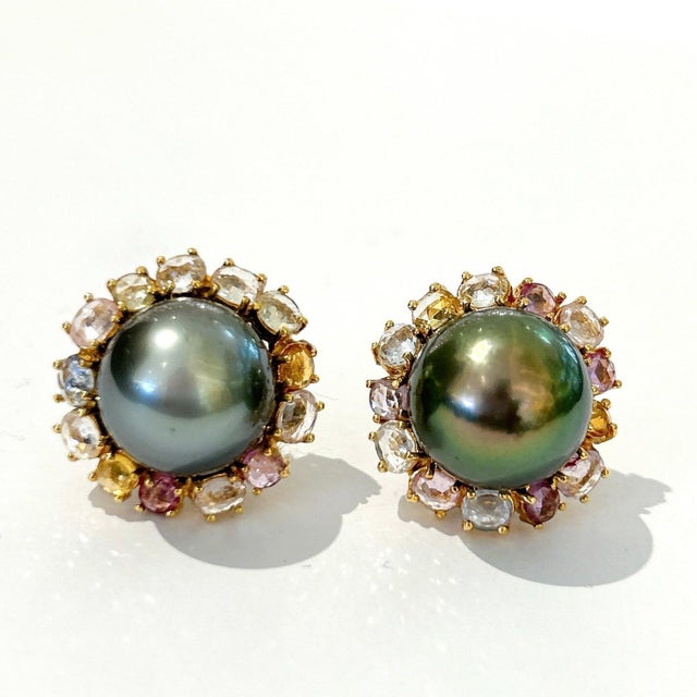 Bochic "Orient" Tahiti Pearls & Multi Sapphire Earrings Set In 18K Gold & Silver For Sale - Image 18 of 18