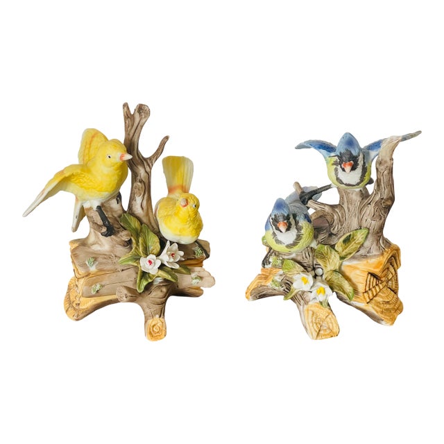 1940s Pair Bisque Porcelain Bird Sculptures Royal Crown For Sale