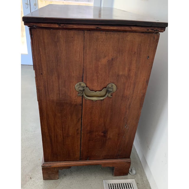 Antique Early American Colonial Style Sideboard For Sale - Image 4 of 8