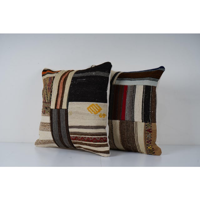 Handmade Turkish Rug Pillow Covers • Vintage Rug Decor Elevate your home decor with these exquisite 20" x 20" pillow...