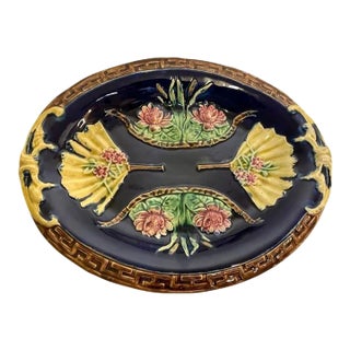 Late 19th Century Oval Majolica Platter With Greek Key Edge For Sale