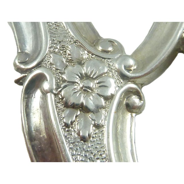 English Sterling Silver Decanter Label | "W" Whiskey | Birmingham 1852 For Sale - Image 4 of 9