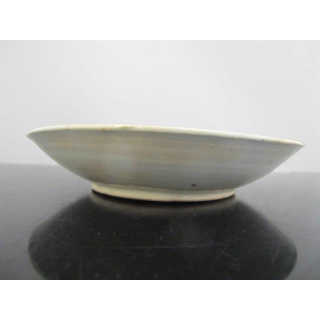 Late 19th Century Antique Chinese Blue & White Swatow Porcelain Shallow Bowl Saucer Crab Bowl For Sale - Image 5 of 6