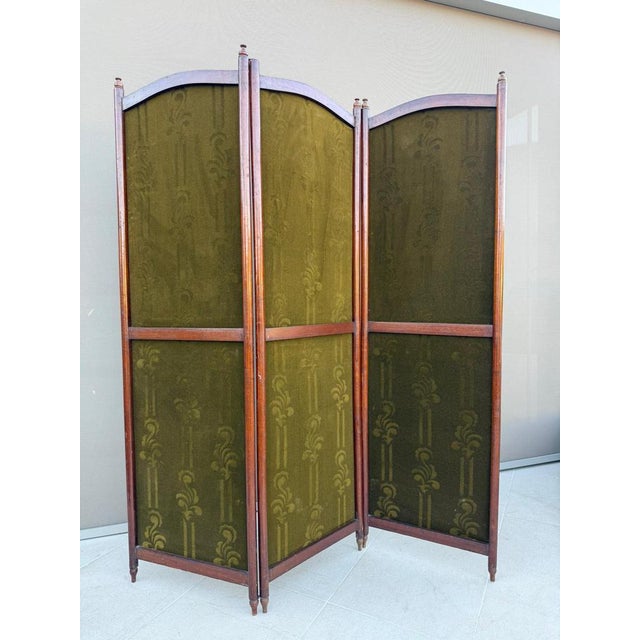 Austrian Secession Three-Panel Paravent in Olive Green Textile, 1910s For Sale - Image 6 of 16