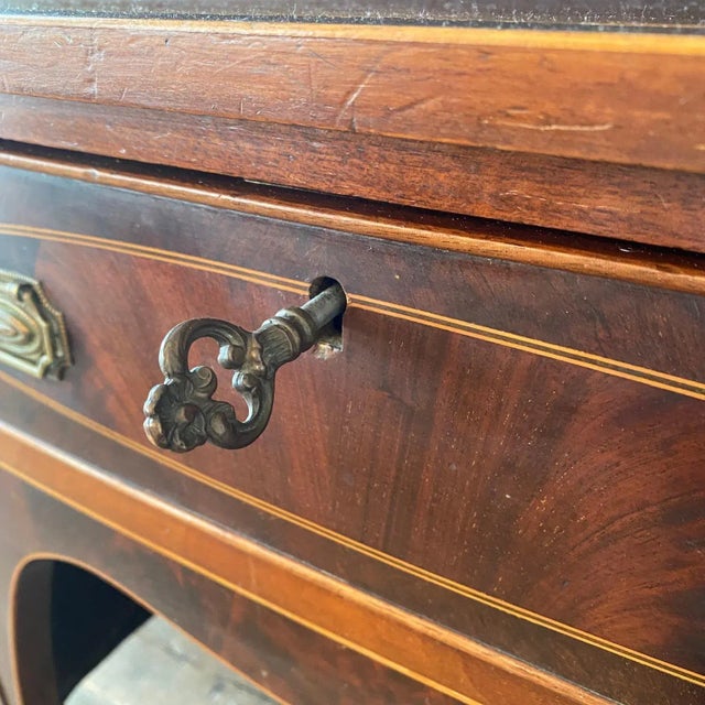 Early 19th Century Museum Quality English Hepplewhite Mahogany Inlaid Sideboard For Sale - Image 5 of 14