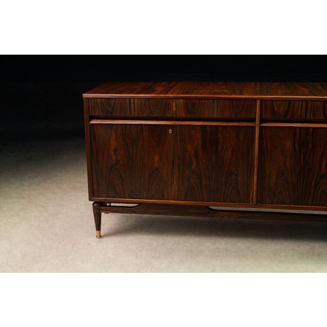 Giuseppe Scapinelli Rosewood Credenza With Brass Sabots, Brazil, 1950s For Sale - Image 13 of 15