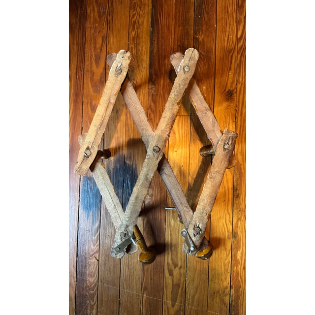 Chinoiserie Antique French Faux Bamboo Accordion Coat Rack – Vintage Expandable Wall Mounted Peg Hanger For Sale - Image 3 of 5