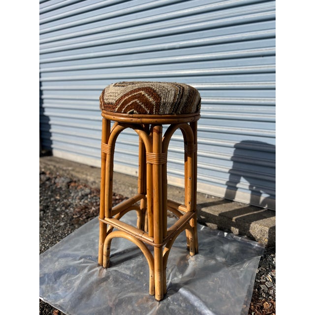 Single Vintage Bar or Counter Stool in Bamboo in Vintage Upholstery For Sale - Image 4 of 5