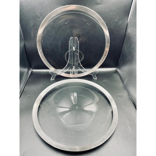 This is indeed a rare find; two matching Dorothy Thorpe large scale serving trays/platters in very lovely condition that...