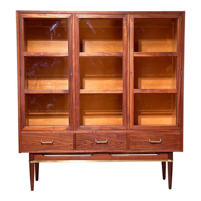 Restored American of Martinsville Dania Bubble Glass China Cabinet Display Shelving by Merton Gershun For Sale