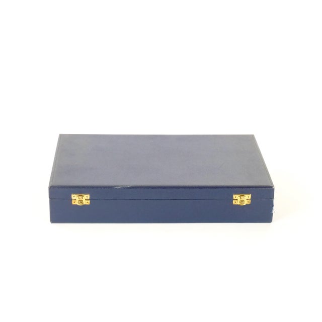English Sheffield Fish Cutlery Service Green Handles in Original Fitted Box For Sale - Image 4 of 11