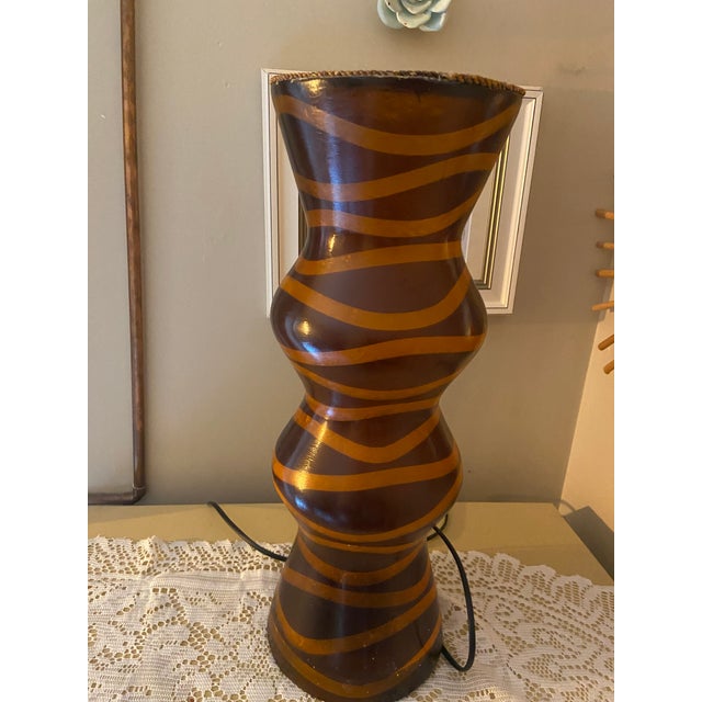 Sculptural Organic Modern Table Lamp With Wavy Stripes – Brown & Ochre – 2007 For Sale - Image 9 of 10