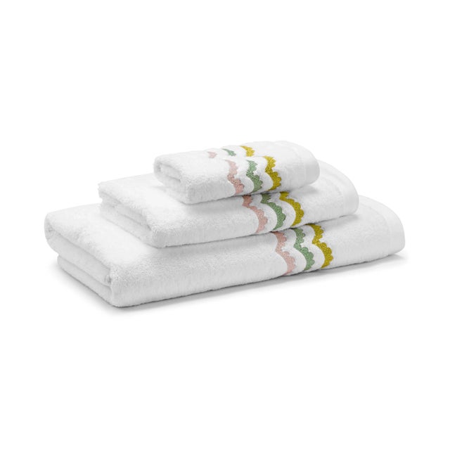 Celerie Kemble + Hamburg House Pink and Green Scallop Towel Set - 3 Pieces For Sale In Miami - Image 6 of 6