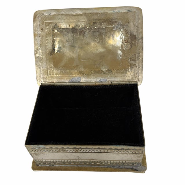 Vintage Silverplate Trinket Box With Blue Oval Center Stone For Sale - Image 6 of 6