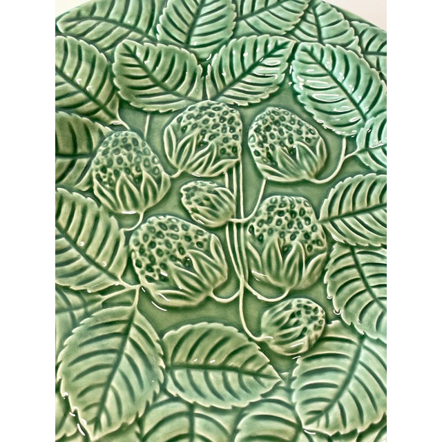 Bordallo Pinheiro Vintage Bordallo Pinheiro Strawberry Dinner Plates- a Pair For Sale - Image 4 of 7