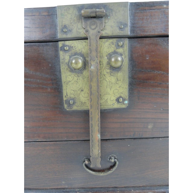 Asian 19th Century Korean Wood Wedding Box For Sale - Image 3 of 10