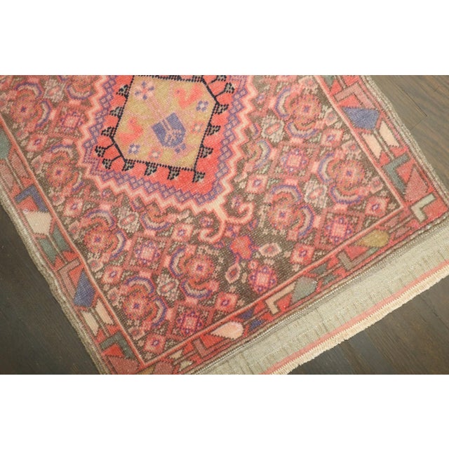 Pair of Pink Persian Mini Rugsrug no. j5131 For Sale In New York - Image 6 of 7