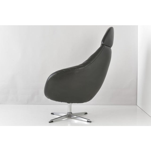 Dutch Swivel Bucket Chair in Leather, 1960s For Sale - Image 4 of 11