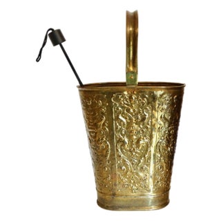 Early 20th-Century English Embossed Gilt Brass Umbrella / Stick Stand For Sale