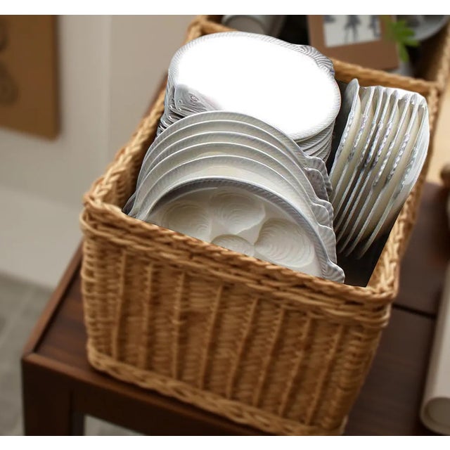 Wächtersbach earthenware fish service, consisting of 16 flat plates, 6 oyster plates, 2 gravy boats, 2 soup tureens, 2...