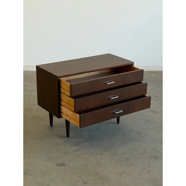 Mid Century Modern Chest of Drawers For Sale - Image 4 of 18