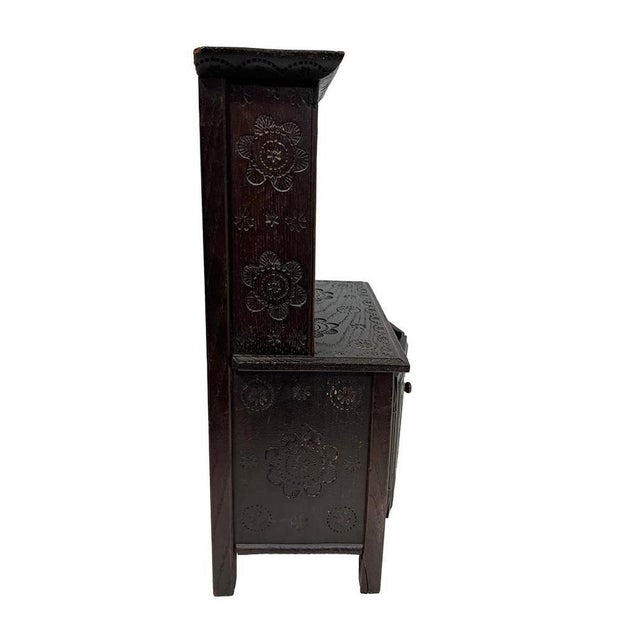 Wood French Miniature Breton Doll Furniture, 1890s, Set of 3 For Sale - Image 7 of 18