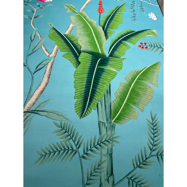 If you love the look of De Gournay wallpaper but not the price, this is for you. The listed price is for 5 panels of 36"...