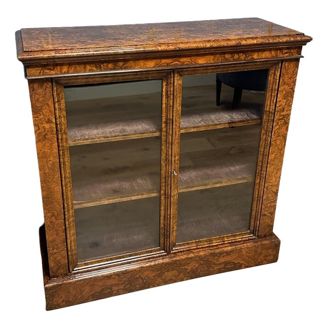 Small Antique Bookcase in Walnut, 1890s For Sale