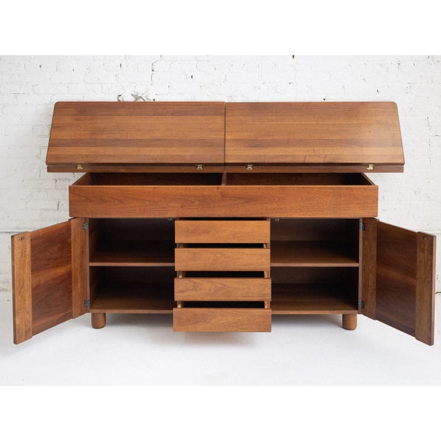 Mid 20th Century Mobil Girgi Mid Century Italian Sideboard Credenza For Sale - Image 5 of 12