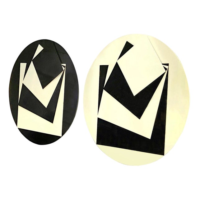 Vintage English Round Black and White Artworks, 1960s, Set of 2 For Sale