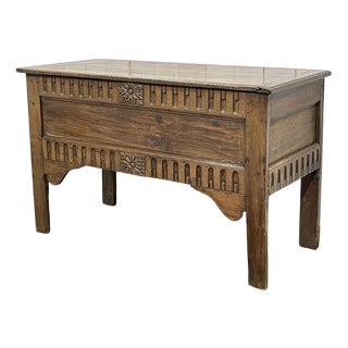 18th Century Brown Oak Trunk For Sale