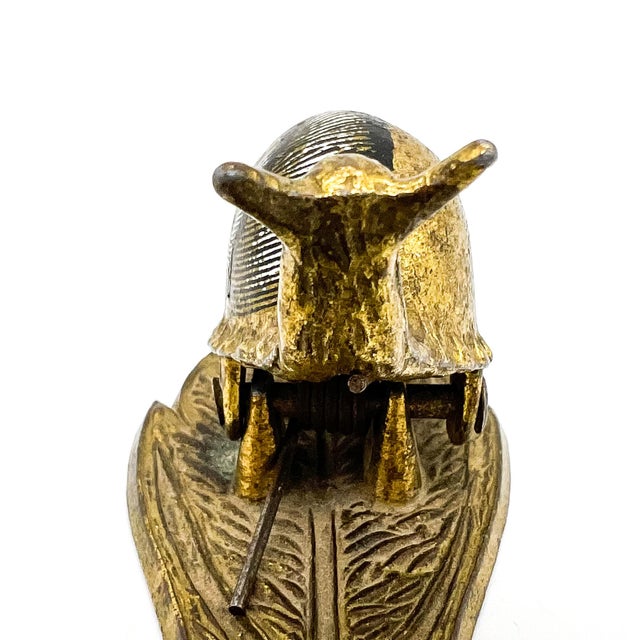 Vintage Allied Brass Brass Snail Memo Clip & Wall Note Holder on Leaf Base – Hollywood Regency / Naturalistic For Sale - Image 11 of 11