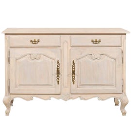 Example of Storage Cabinets & Cupboards