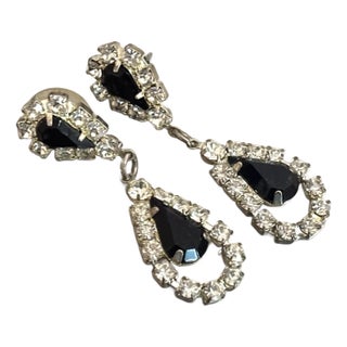 1950s-60s Faux-Sapphire Rhinestone Teardrop Earrings For Sale