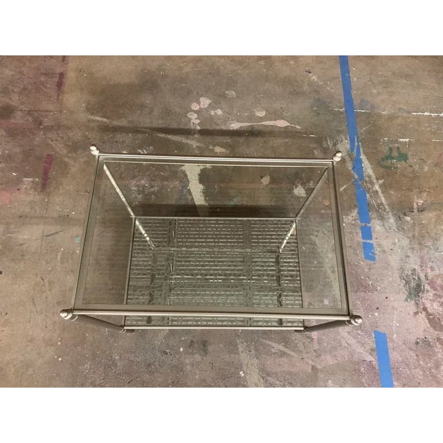 2020s Caracole Modern Clover Leaf Two-Tier Side Table in Silver Glass & Mirror For Sale - Image 5 of 10