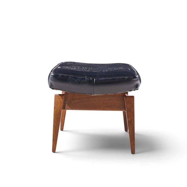 Mid 20th Century Jens Risom Mid Century Walnut Floating Bench For Sale - Image 5 of 9