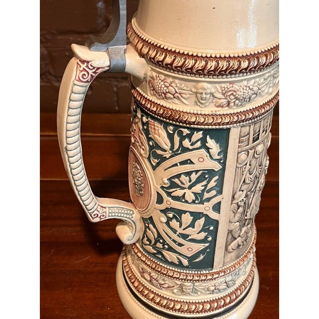 Antique German 2.5L Relief Beer Stein Der Sonntagsjäger Pewter Lid 17" For Sale In San Francisco - Image 6 of 6