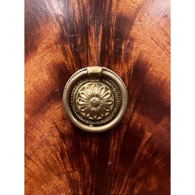 Brown Antique Flame Mahogany Sideboard | Federal / Hepplewhite Style | Original Hardware For Sale - Image 8 of 8