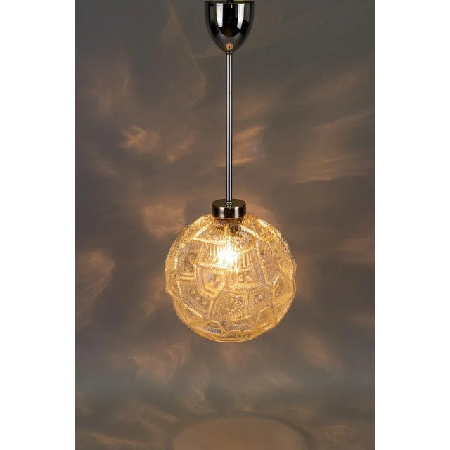 Mid-Century Modern Glass & Chrome Pendant Light For Sale - Image 6 of 18