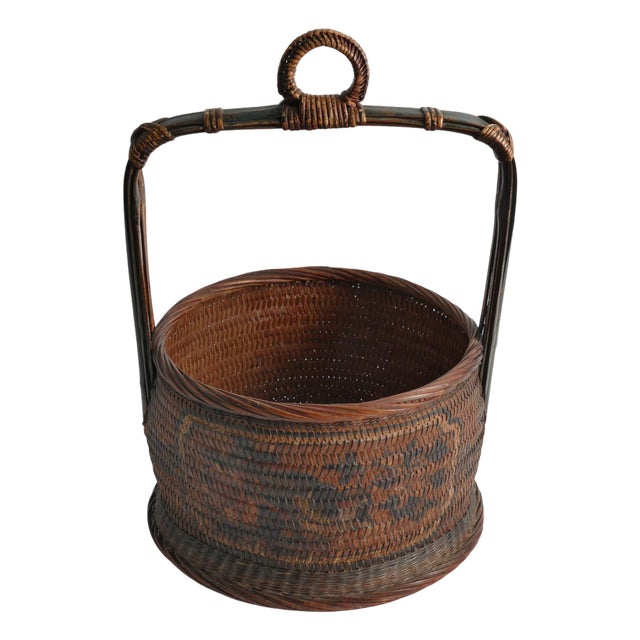 Early 20th Century Chinese Betrothal or Wedding Basket with Peony and Bird Motif For Sale