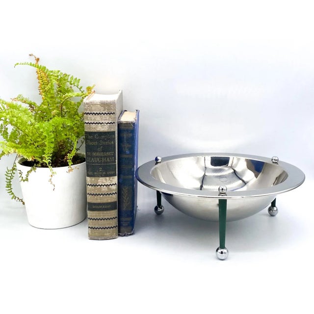 Gorgeous, sleek, mid century modern serving bowl by Towle. Made in Italy for their Lauffer collection. The bowl is 18/10...
