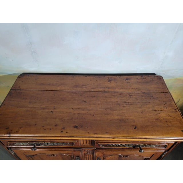 Louis XV Buffet Bas in Walnut For Sale - Image 5 of 13