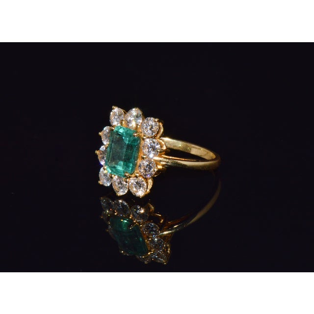 Mid-Century Modern Certified Natural 2.73cts Diamond Emerald 18k Gold Dinner Halo Ring For Sale - Image 3 of 14